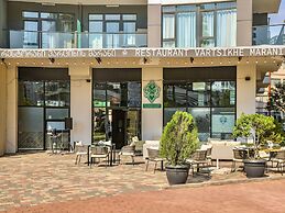The Grandeur Hotel
