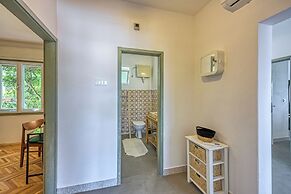 Enolabee Harbour View Apartment