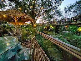Jungle Moon Boutique Homestay