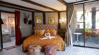 Jungle Moon Boutique Homestay