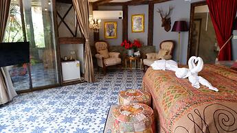 Jungle Moon Boutique Homestay