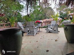 Jungle Moon Boutique Homestay