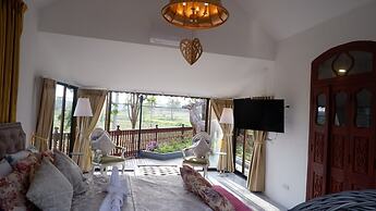 Jungle Moon Boutique Homestay
