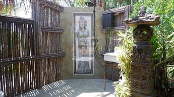 Jungle Moon Boutique Homestay