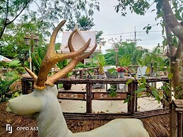 Jungle Moon Boutique Homestay