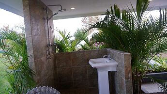 Jungle Moon Boutique Homestay