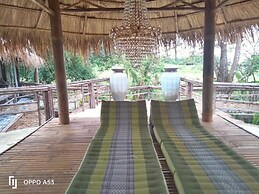 Jungle Moon Boutique Homestay