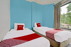 Super OYO Capital O 91810 Hotel Balebat 2
