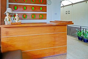 Super OYO Capital O 91810 Hotel Balebat 2