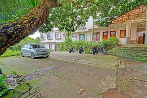 Super OYO Capital O 91810 Hotel Balebat 2