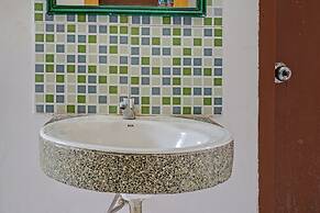 Super OYO Capital O 91810 Hotel Balebat 2