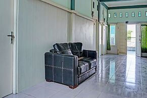 OYO 91731 Home Stay Elis Cateliya Syariah