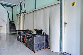 OYO 91731 Home Stay Elis Cateliya Syariah