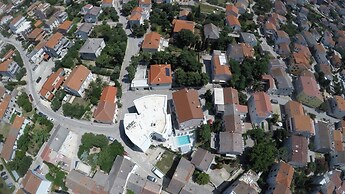 Basilica hotel by MERCADO