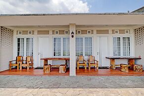 Super OYO Collection O 90617 Rumah Oma Opa Syariah