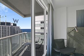 Sapphire Suite Beachfront, Gym + Pool!