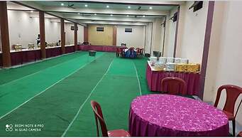 Hotel Omkaar and Restaurant