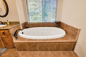 Timber Lodge - 5 Min to Shaver Lake!