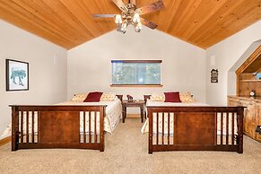Timber Lodge - 5 Min to Shaver Lake!