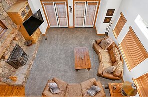 Timber Lodge - 5 Min to Shaver Lake!