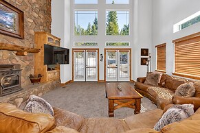 Timber Lodge - 5 Min to Shaver Lake!