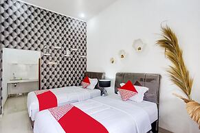 OYO 90124 Oemah Ratu Hostel Syariah