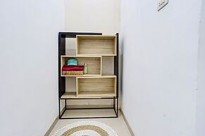 OYO 90124 Oemah Ratu Hostel Syariah