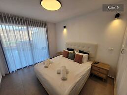 YalaRent Magdala Resort - Luxury Suites with Pool or Jacuzzi with Sea