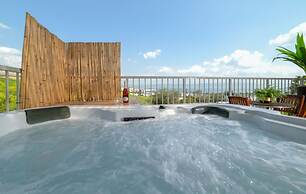 YalaRent Magdala Resort - Luxury Suites with Pool or Jacuzzi with Sea