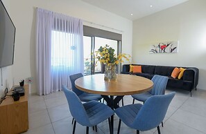 YalaRent Magdala Resort - Luxury Suites with Pool or Jacuzzi with Sea