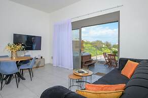 YalaRent Magdala Resort - Luxury Suites with Pool or Jacuzzi with Sea