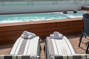 YalaRent Magdala Resort - Luxury Suites with Pool or Jacuzzi with Sea