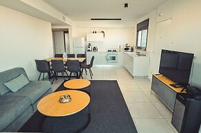 YalaRent Magdala Resort - Luxury Suites with Pool or Jacuzzi with Sea