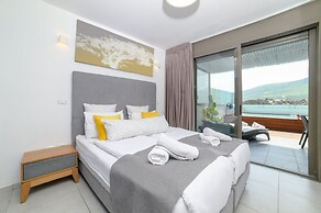 YalaRent Magdala Resort - Luxury Suites with Pool or Jacuzzi with Sea