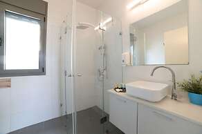 YalaRent Magdala Resort - Luxury Suites with Pool or Jacuzzi with Sea