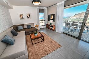 YalaRent Magdala Resort - Luxury Suites with Pool or Jacuzzi with Sea
