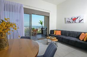 YalaRent Magdala Resort - Luxury Suites with Pool or Jacuzzi with Sea