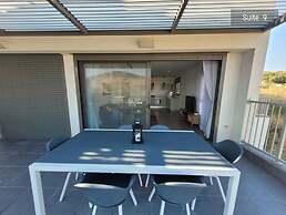 YalaRent Magdala Resort - Luxury Suites with Pool or Jacuzzi with Sea