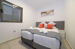 YalaRent Magdala Resort - Luxury Suites with Pool or Jacuzzi with Sea