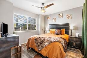 Time Traveler Suite - Private Balcony