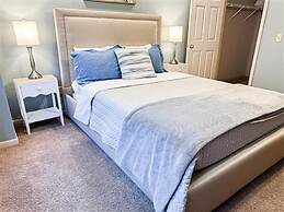 Wimbledon Beauty - Cozy and Charming