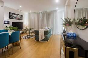 Brilliant 3 Month Corporate Rental With Balcony