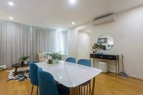 Brilliant 3 Month Corporate Rental With Balcony