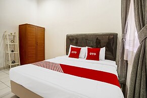 Super OYO 91055 Homestay Syariah