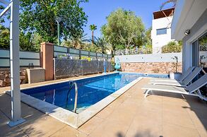 YalaRent Villa Belissimo with  Pool