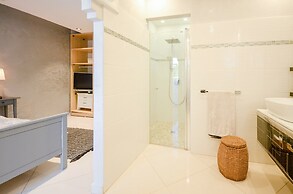 YalaRent Villa Belissimo with  Pool