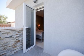 YalaRent Villa Belissimo with  Pool