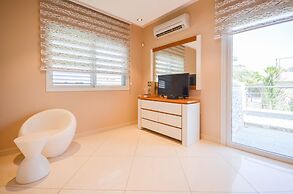 YalaRent Villa Belissimo with  Pool