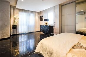 YalaRent Villa Belissimo with  Pool