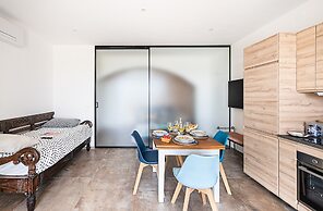 Castelletto Apts by Wonderful Italy